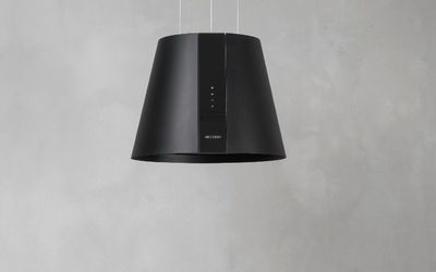AURA BLACK